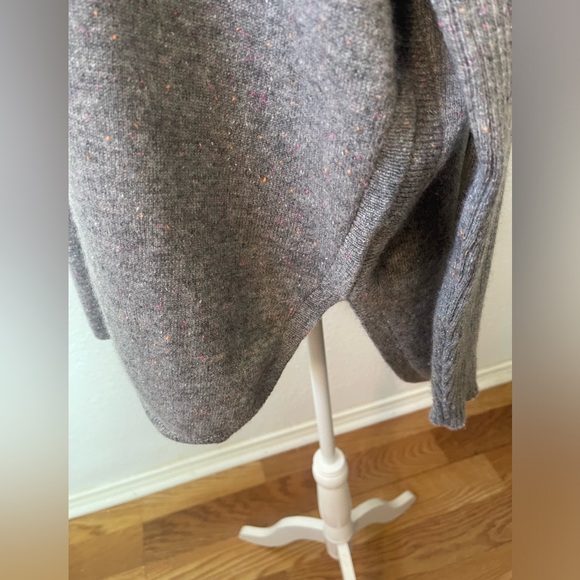 Subtleluxury gray oversized 100% cashmere V-neck Sweater size S/M - Picture 4 of 11